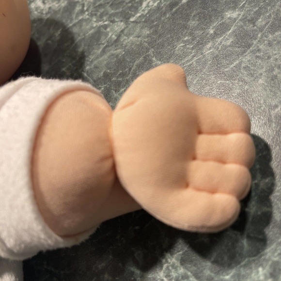 Vintage 1988 Cabbage Patch Doll Black Hair Blue Eyes Mattel First Edition 14" - Picture 10 of 10